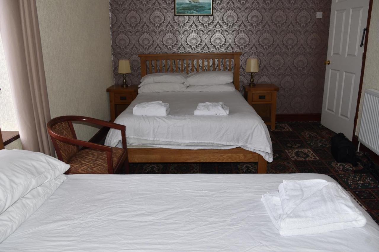 Dinorben Arms Hotel Amlwch Extérieur photo
