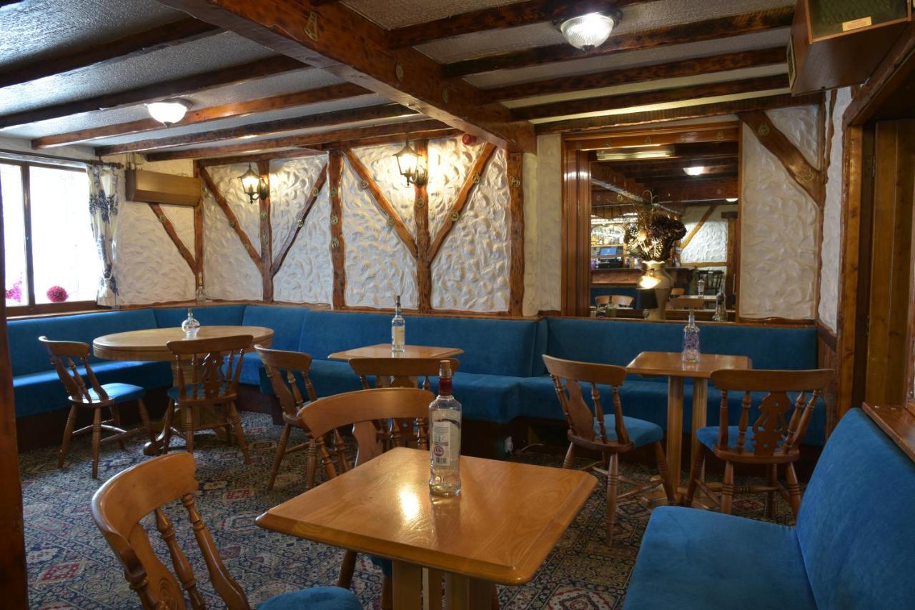 Dinorben Arms Hotel Amlwch Extérieur photo