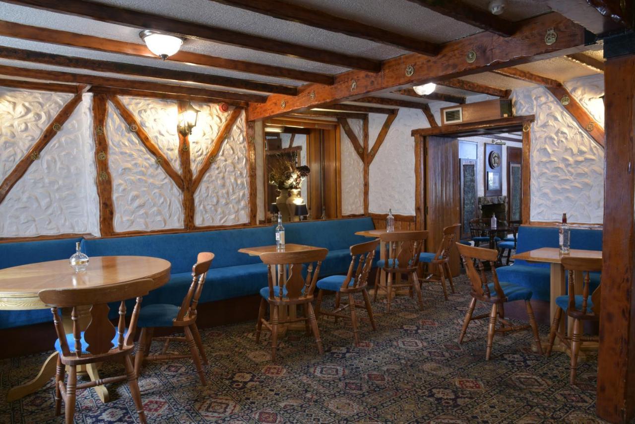 Dinorben Arms Hotel Amlwch Extérieur photo