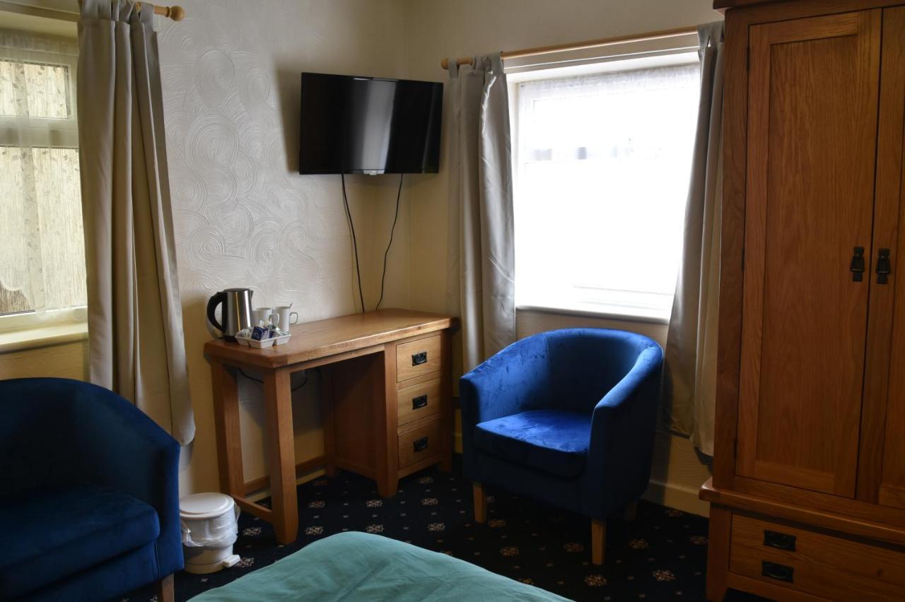 Dinorben Arms Hotel Amlwch Extérieur photo